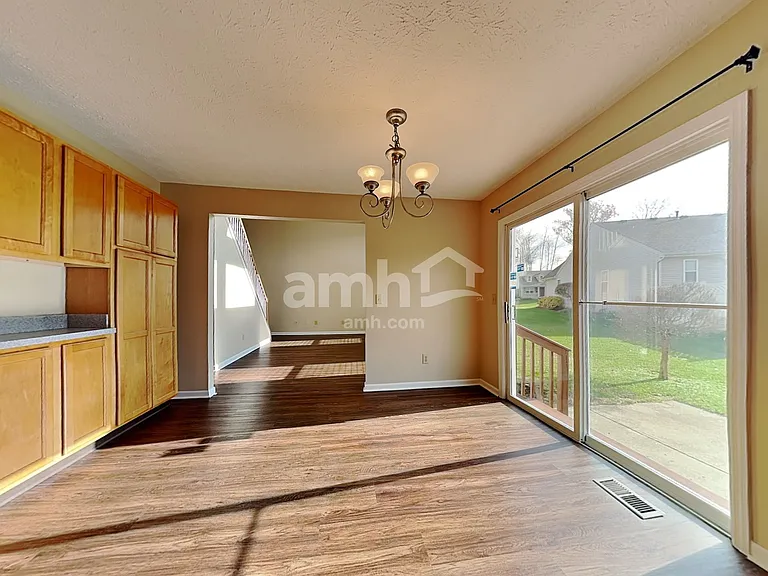 5671 Longbow Dr — Photo 5