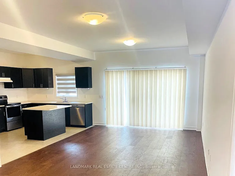 31 Autumn Ave — Photo 4