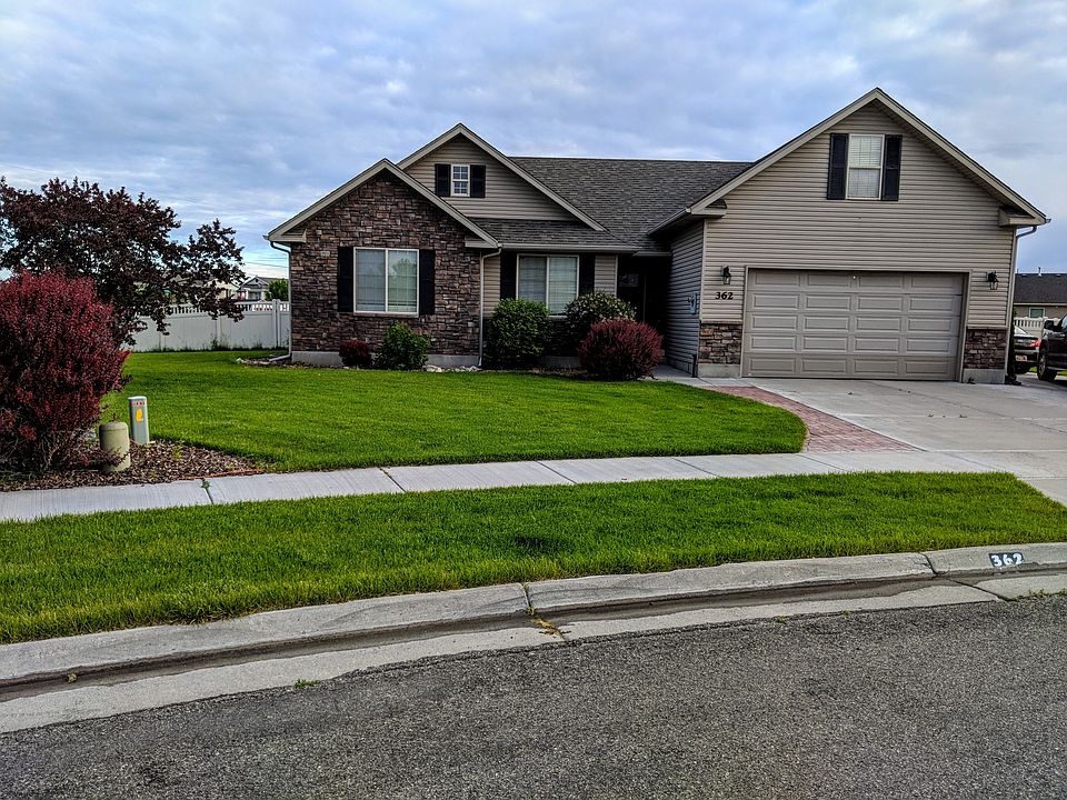 1st image of 362 Oaktrail Dr