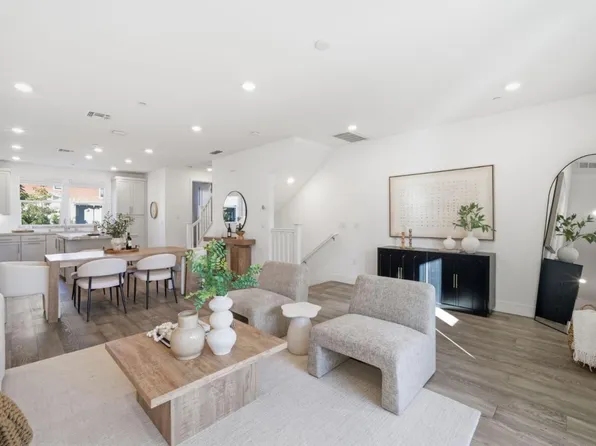 2235 Mora Pl, Mountain View, CA 94040