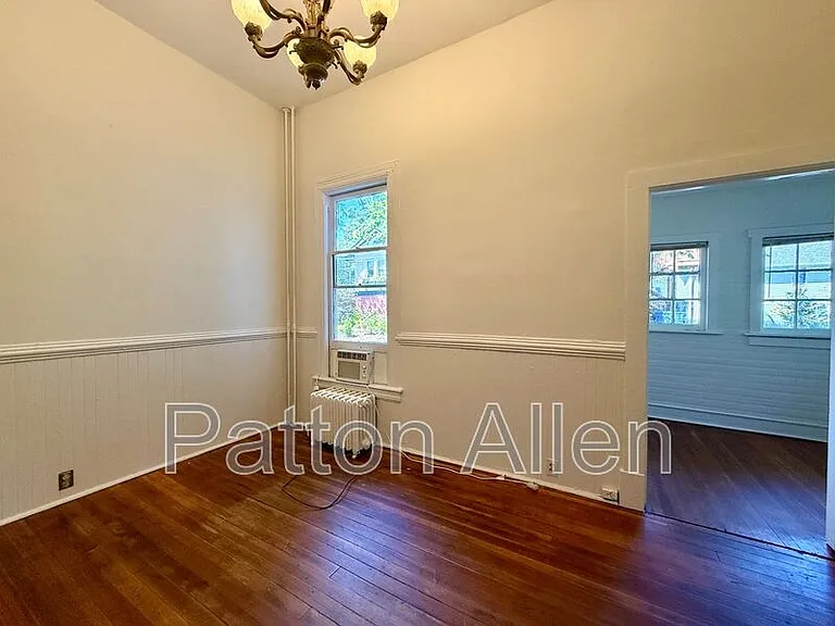 33 Starnes Ave #4 — Photo 5