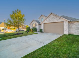 1561 Sugarberry Dr, Forney, TX 75126