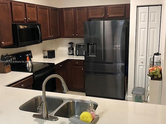 4th image of 260 NW 109th Ave APT 101