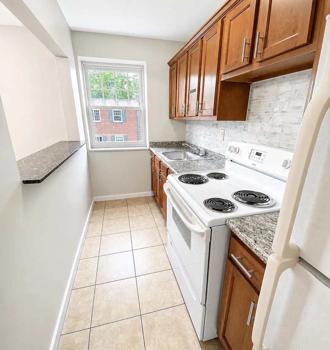 2 bed, 690 sqft, $1,523 — Photo 4
