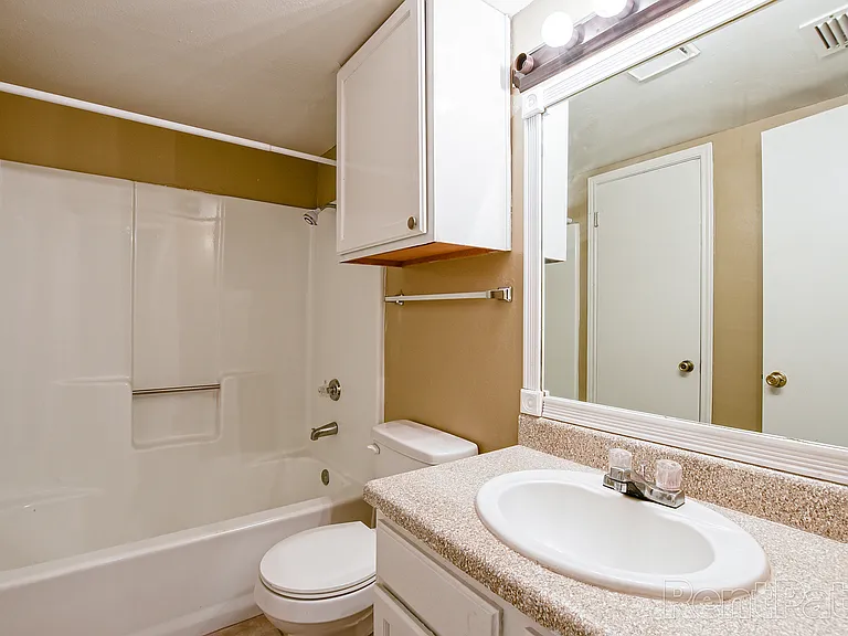 Parkside Townhomes — Photo 15
