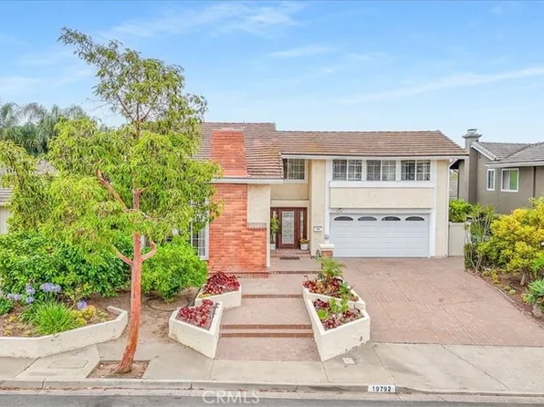 19792 Majorca Ln, Yorba Linda, CA 92886