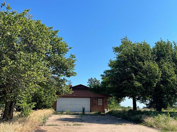 3rd image of 844 County Road 1560