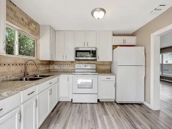201 Dixieland Dr #205, Fort Pierce, FL 34982
