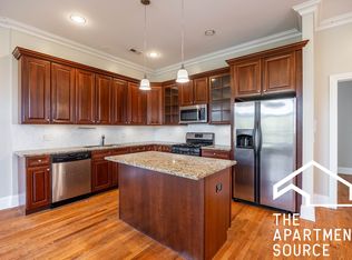 2358 N Damen Ave #2A, Chicago, IL 60647