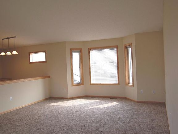 2nd image of 1337 Taft St S