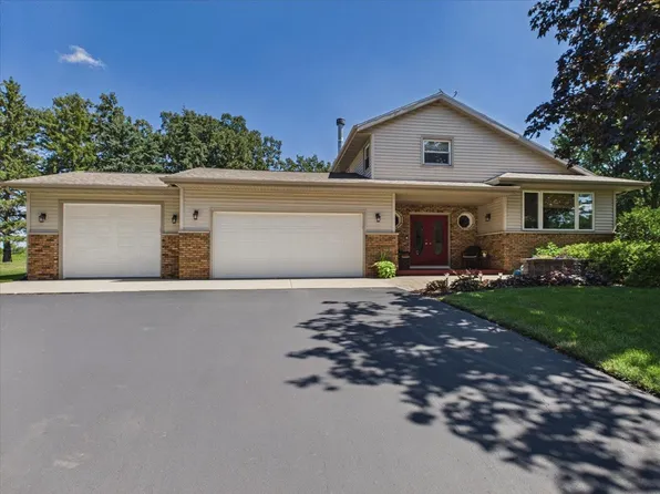 7442 Dekorra Rd, Deforest, WI 53532