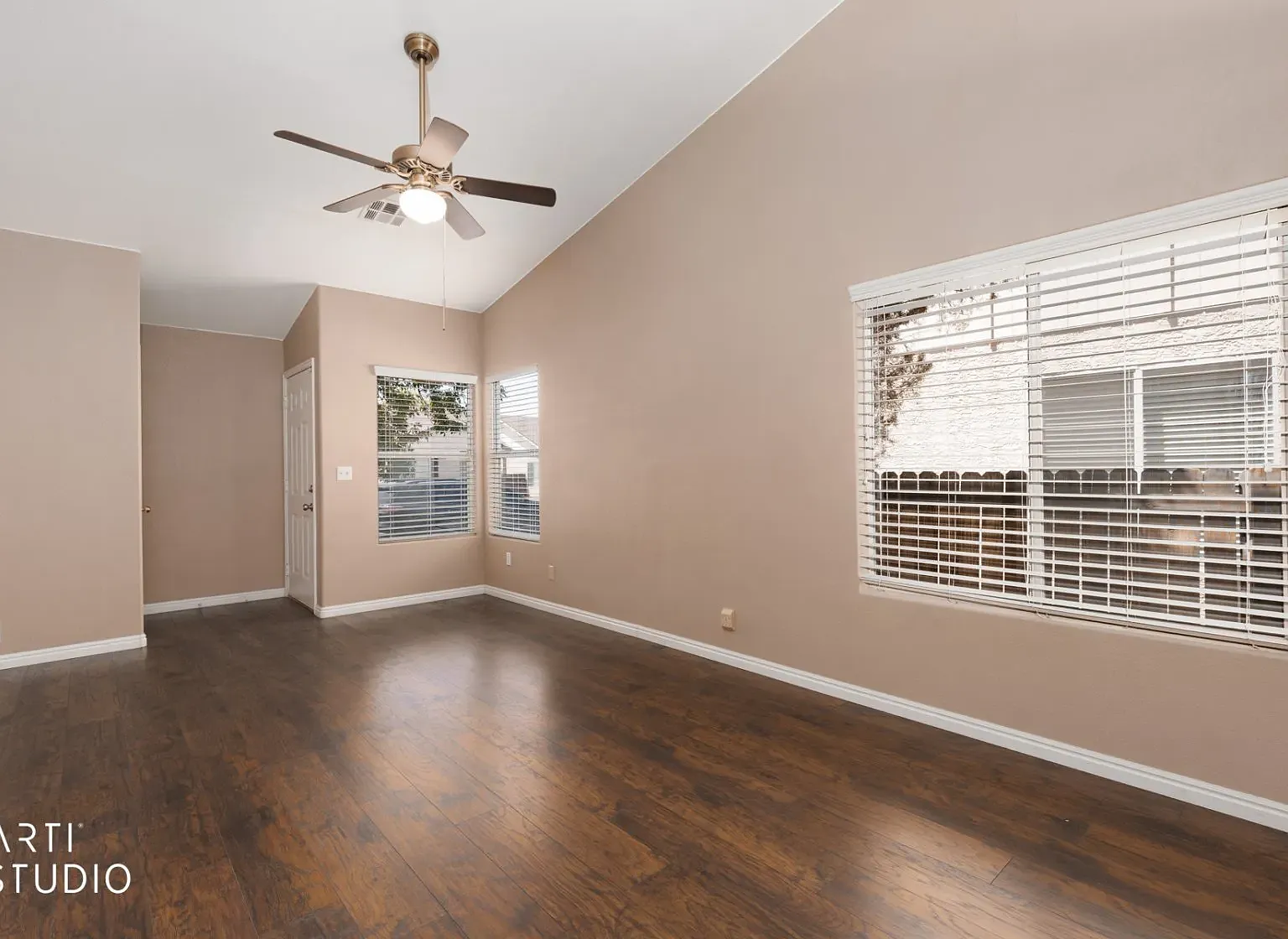 841 Tucson Street — Photo 4