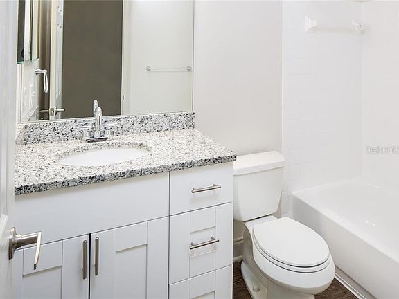 4th image of 6829 S Desoto St #D