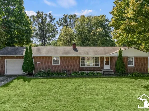 1117 S Park Dr, Temperance, MI 48182