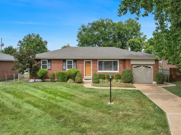 10711 Gail Ct, Saint Louis, MO 63123