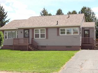 653 W Division St, Ishpeming, MI 49849