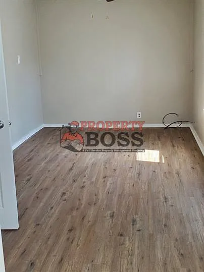 4041 Pennsylvania St — Photo 3