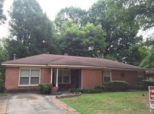 1664 S Perkins Rd, Memphis, TN 38117