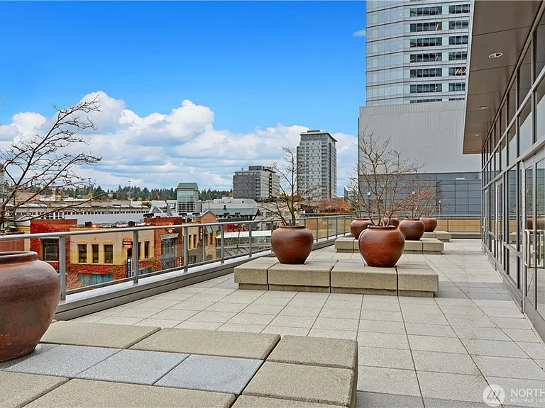 650 Bellevue Way NE #4006 — Photo 21