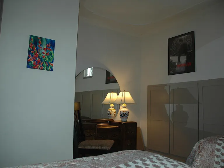 733 Moonshadow Ln — Photo 3