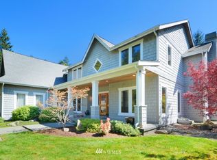 7035 NE Berganio Rd, Bainbridge Island, WA 98110