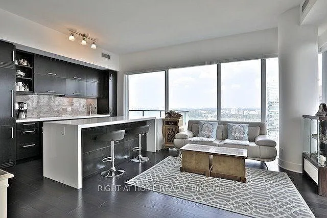 1080 Bay St #4608 — Photo 2
