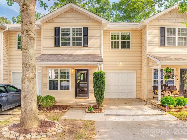 111 Alpine Ridge Dr, Asheville, NC 28803