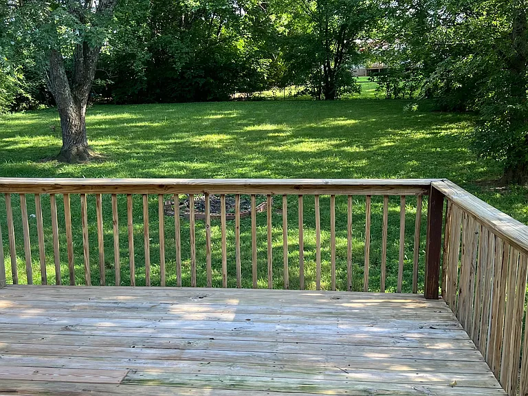 190 Evergreen Cir — Photo 15