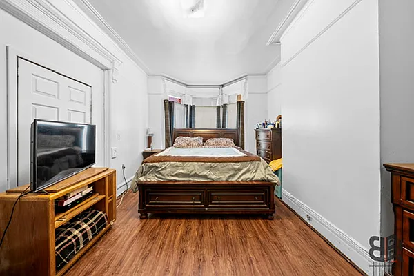 Sold by Bedford Brownstone Realty | media 9
