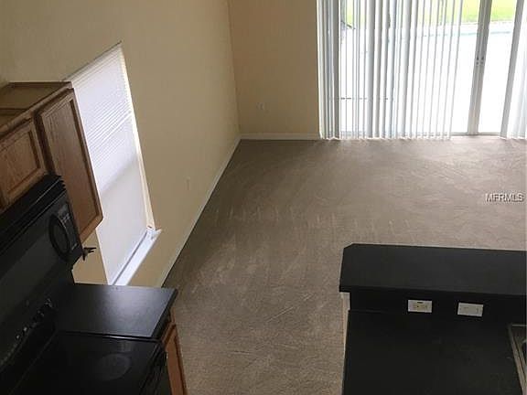 3rd image of 451 Vizcay Way