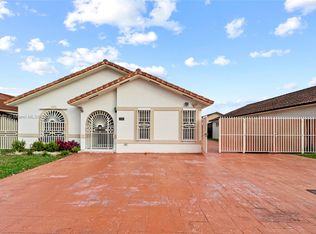 3289 W 76th St, Hialeah, FL 33018