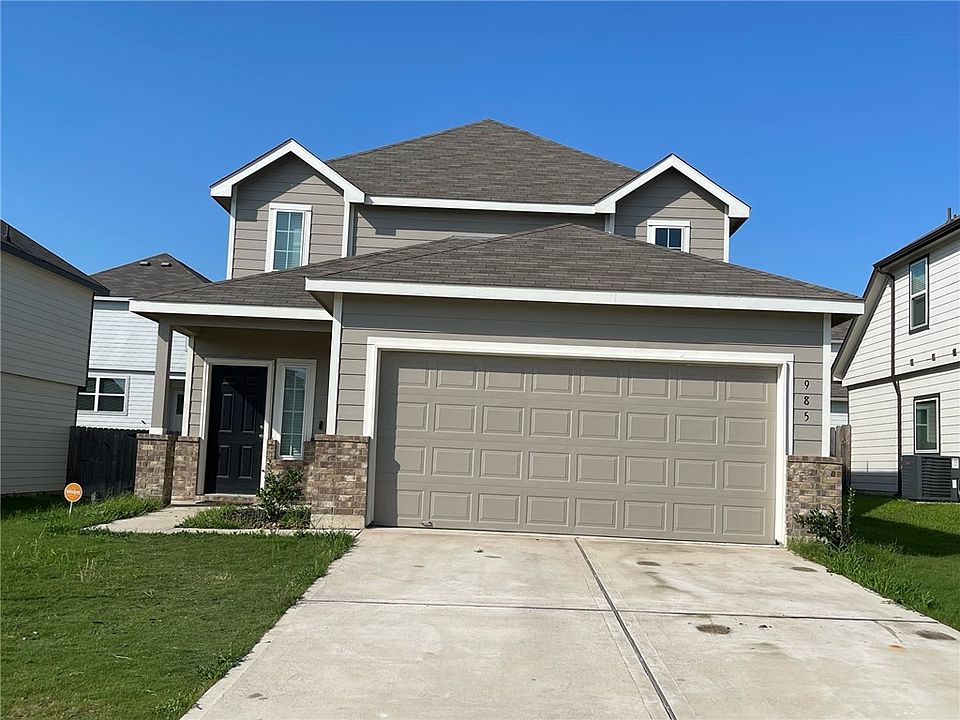 1st image of 985 Marquis Dr