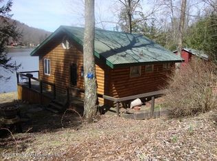 19 Crescent Lake Rd E, Meshoppen, PA 18630