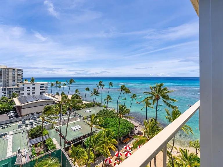 2895 Kalakaua Ave #805 — Photo 46