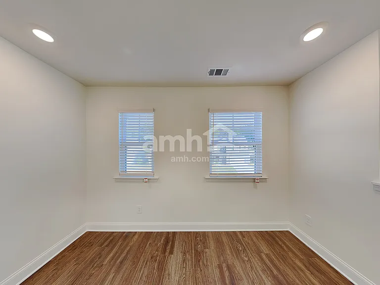 7062 Creeksong Dr — Photo 12