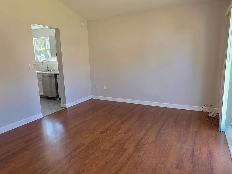 1216 Halls Chance Ln — Photo 7