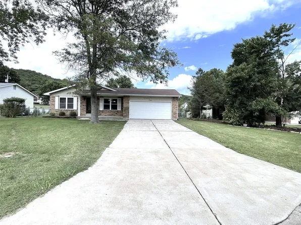 2509 Wharf Ct, Imperial, MO 63052