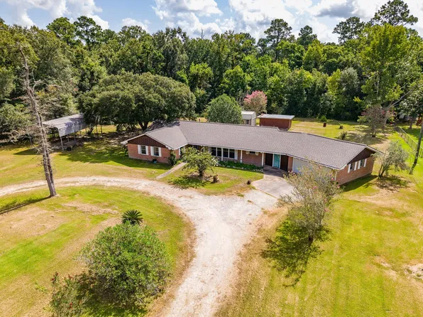 536 Wallisville Rd, Liberty, TX 77575