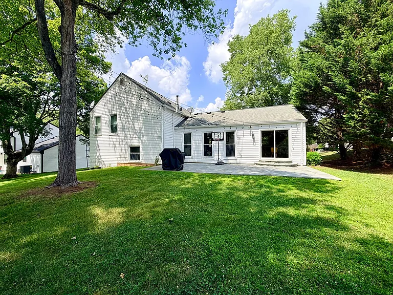 12904 Missionwood Way — Photo 26