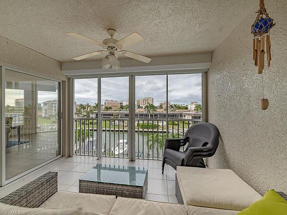 3rd image of 870 Collier Ct APT 403