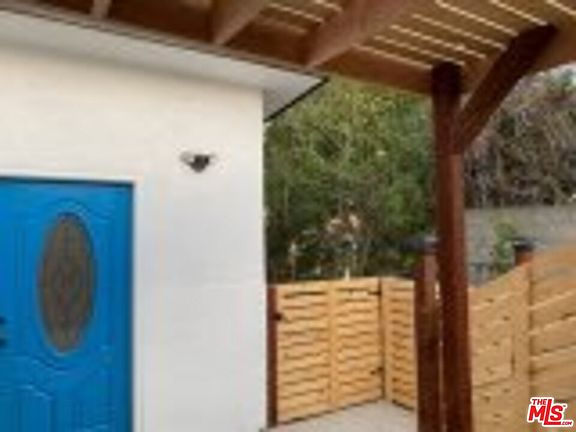 5th image of 5515-17 San Mateo Dr