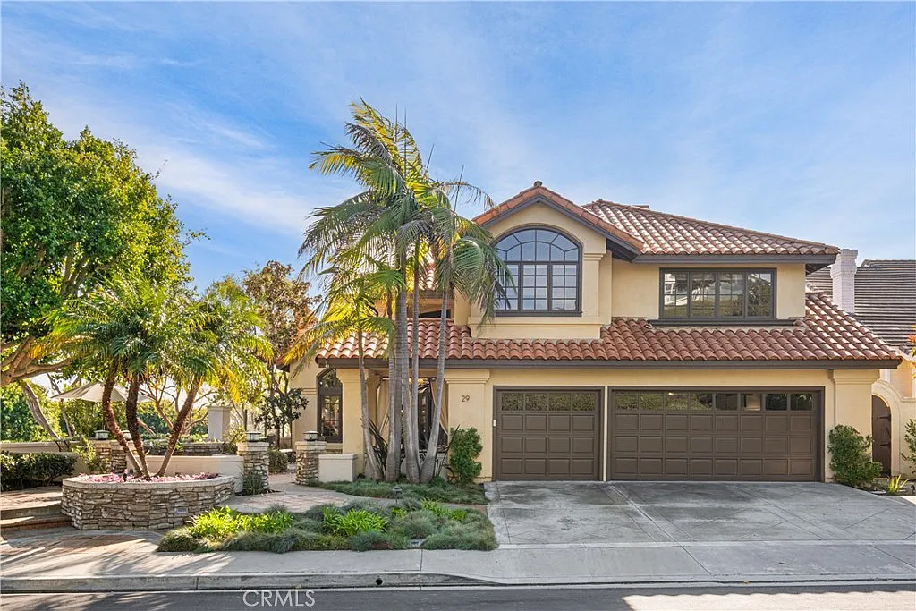 5 bed, 4.5 bath, 3792 sqft, $12,750 — Photo 4