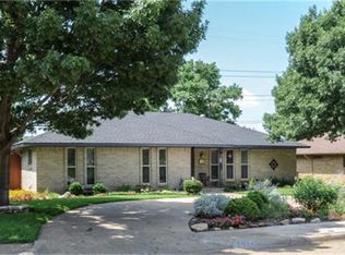 10048 Faircrest Dr, Dallas, TX 75238