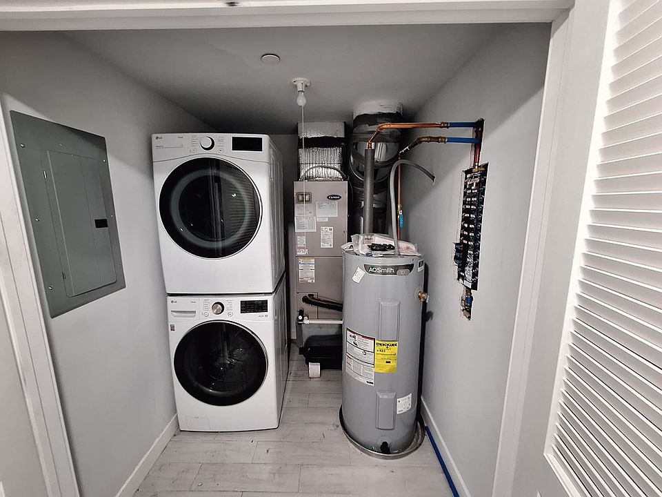 1st image of 2501 N 7th St #1
