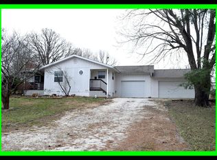 16115 S 1815th Rd, Stockton, MO 65785