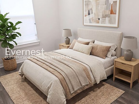 3rd image of 302 Jeffries Way
