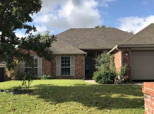 2315 Kingsbury Dr, Temple, TX 76502