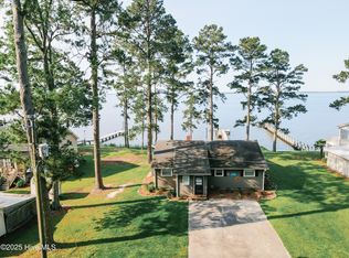 1197 Pine Crest Rd, Bath, NC 27808