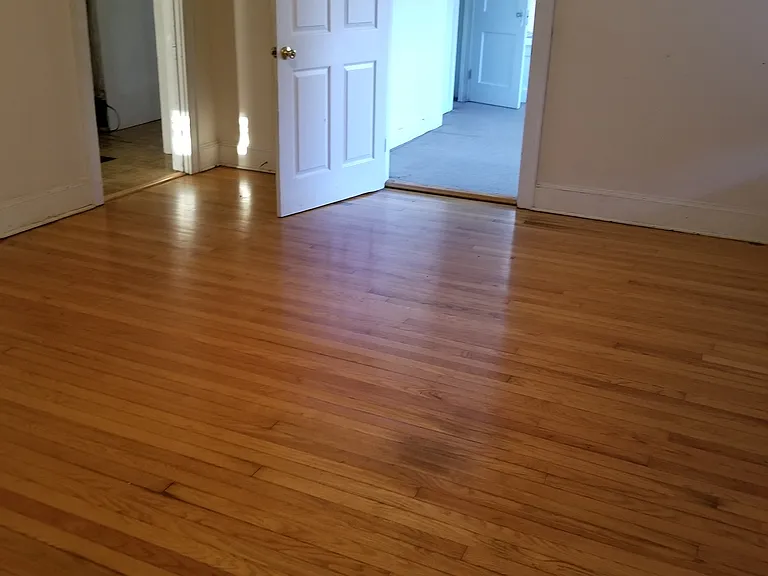 406 Park Ave — Photo 5