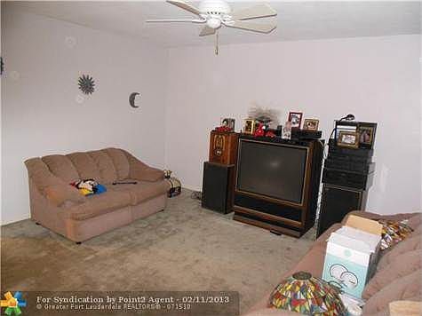 5th image of 5071 SW 94th Ave